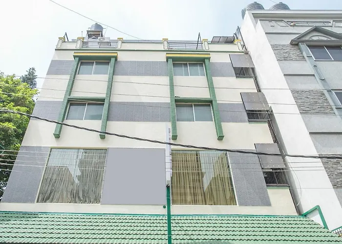 Hotel Saarang Forever